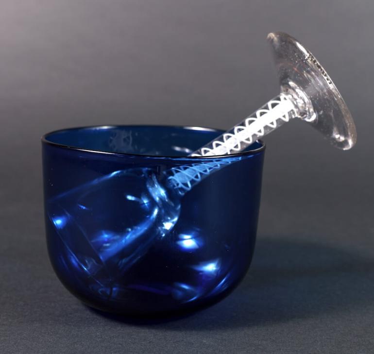 Blue glass wine glass rinser belonging to Tench Tilghman.