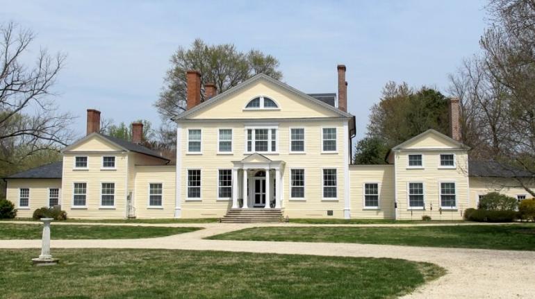 Wye House still serves as a private home to the Lloyd family. Periodically, they open it for philanthropic events.